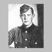 028-0013 Fritz Pietsch, geb. am 12.05.1925. Er fiel am 16.04.1945, liegt auf dem Soldatenfriedhof -Borg- in der Lueneburger Heide.jpg